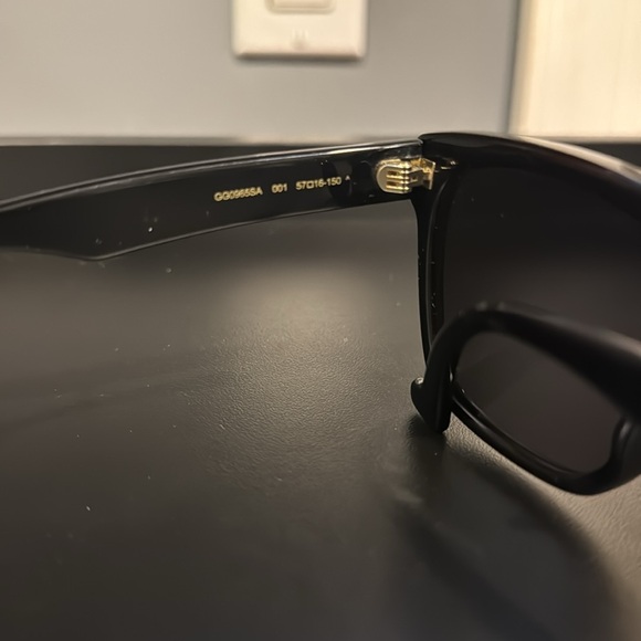 GUCCI BLACK SQUARE UNISEX SUNGLASSES - Picture 5 of 6